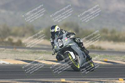 media/Jan-18-2026-CVMA (Sun) [[519f600f45]]/Race 12- Formula 40 MW and LW/